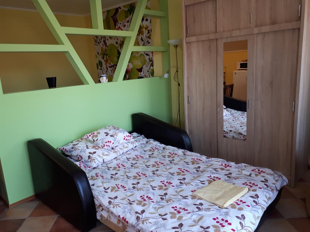 Rozmaring Apartmanok Gyula Exteriér fotografie